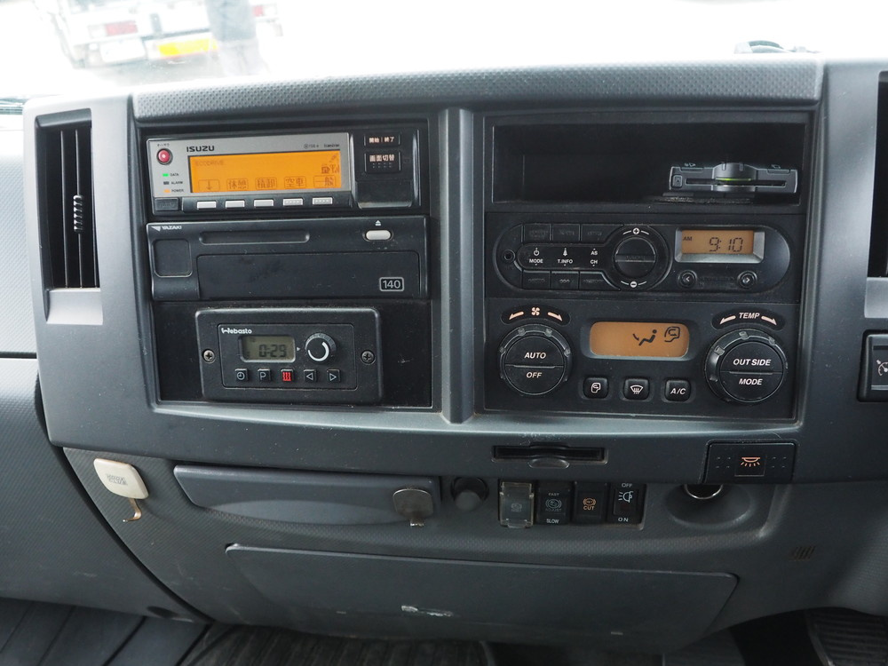 いすゞ フォワード ウイング車 中型 TKG-FRR90S2 年式 H28[写真38]
