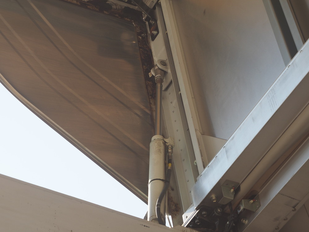 日野 グランドプロフィア ウイング車 大型 LKG-FW1EXBG 年式 H23[写真23]