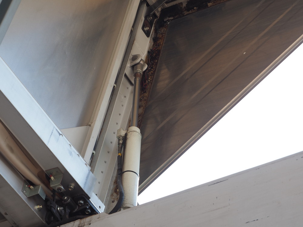 日野 グランドプロフィア ウイング車 大型 LKG-FW1EXBG 年式 H23[写真17]