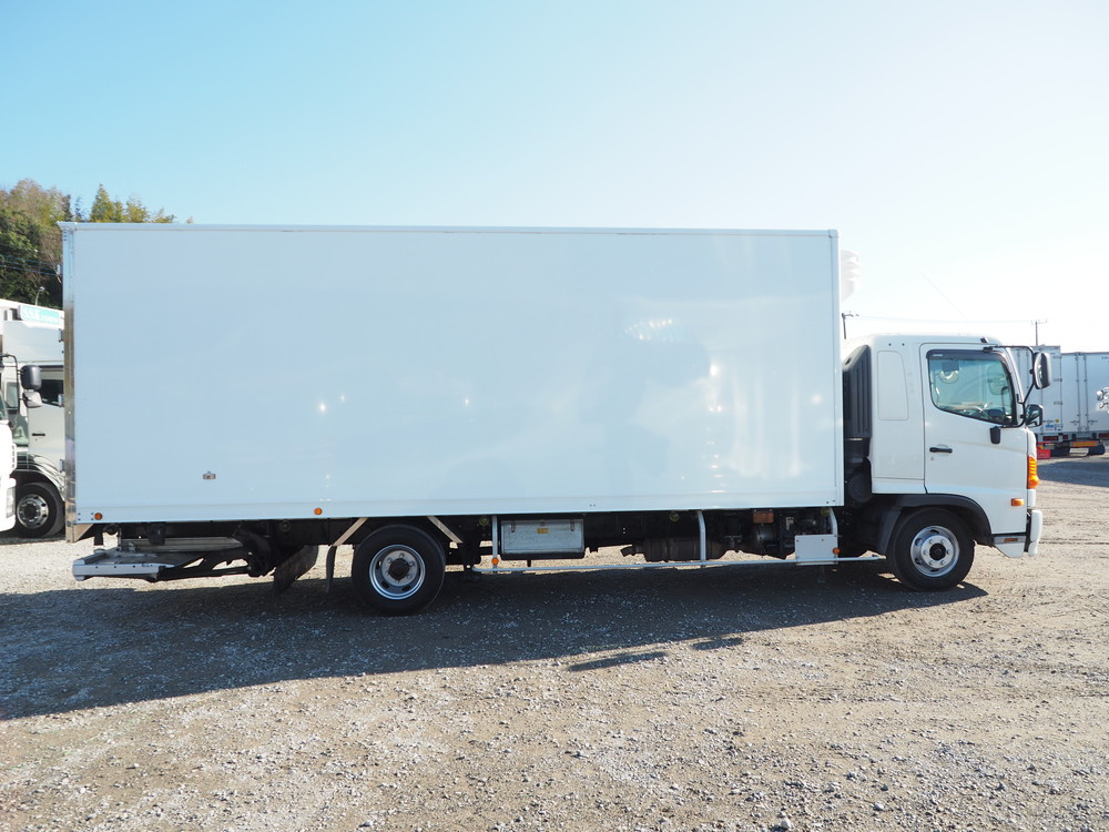 日野 レンジャー 冷凍バン 中型 TKG-FD7JLAG 年式 H28[写真09]