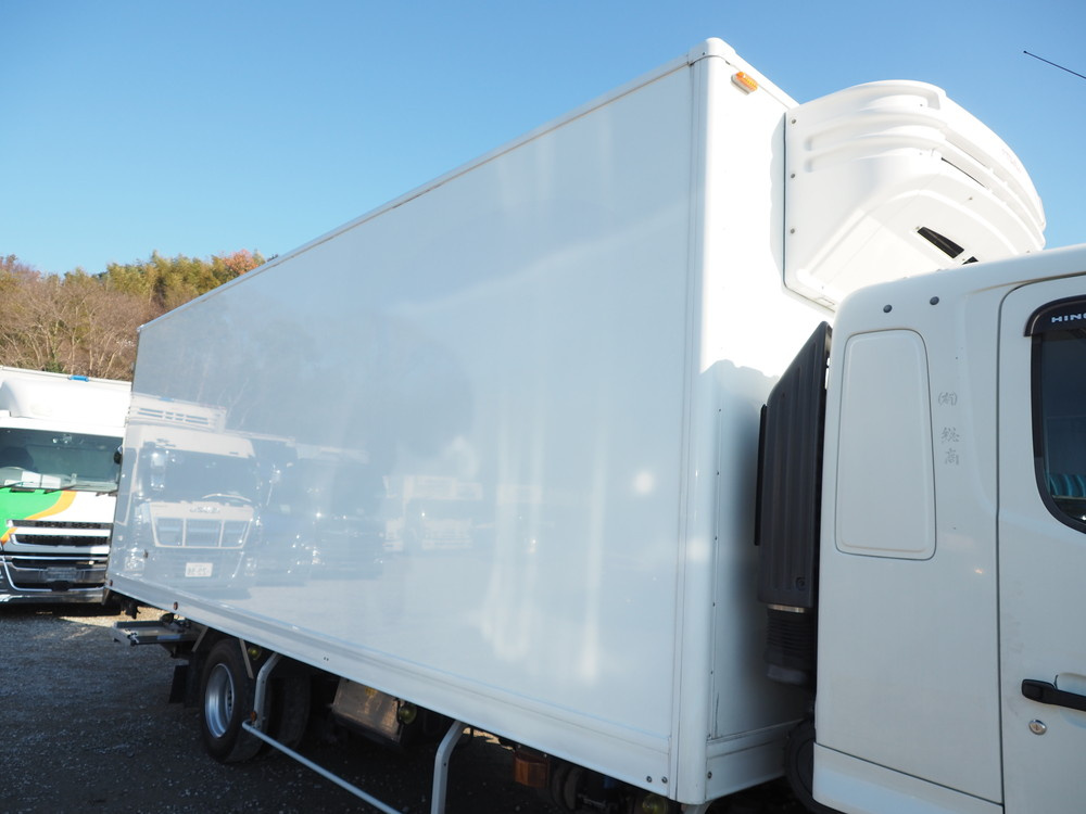 日野 レンジャー 冷凍バン 中型 TKG-FD7JLAG 年式 H28[写真11]