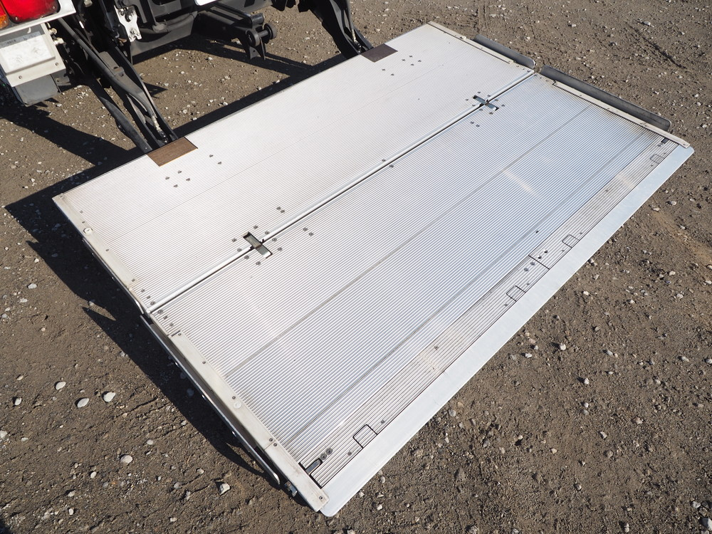 日野 レンジャー 冷凍バン 中型 TKG-FD7JLAG 年式 H28[写真24]