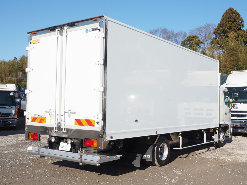 日野 レンジャー 冷凍バン 中型 TKG-FD7JLAG 年式 H28[写真05]