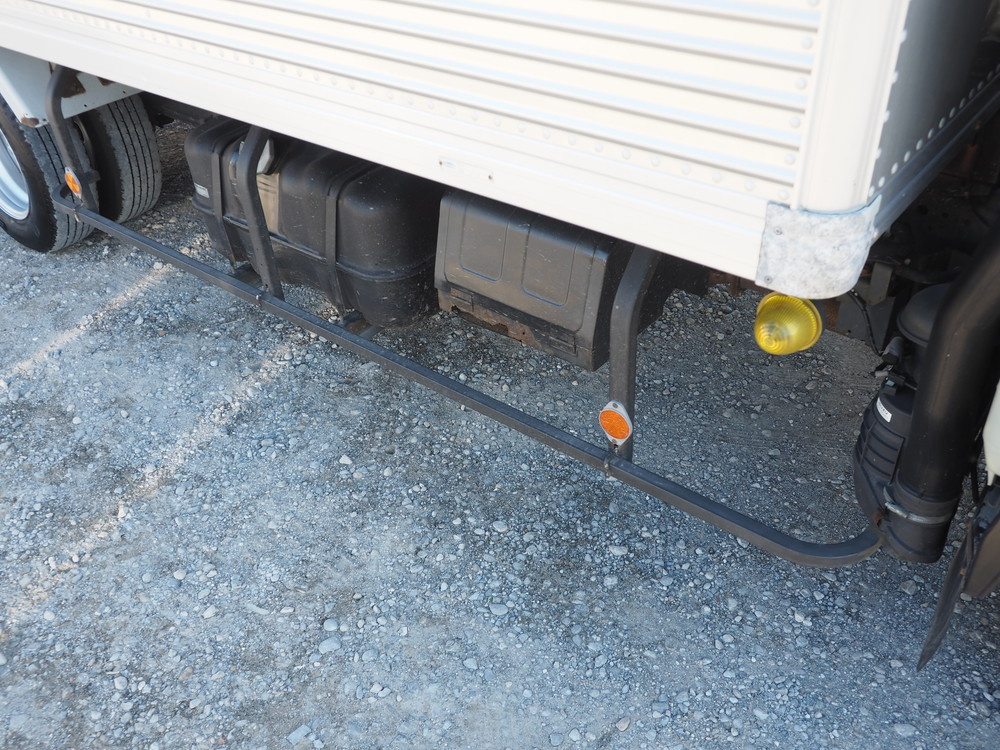 いすゞ エルフ バン車 小型 TKG-NPR85AN 年式 H25[写真10]