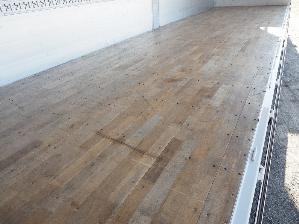 いすゞ ギガ ウイング車 大型 QKG-CYJ77B 年式 H28[写真23]