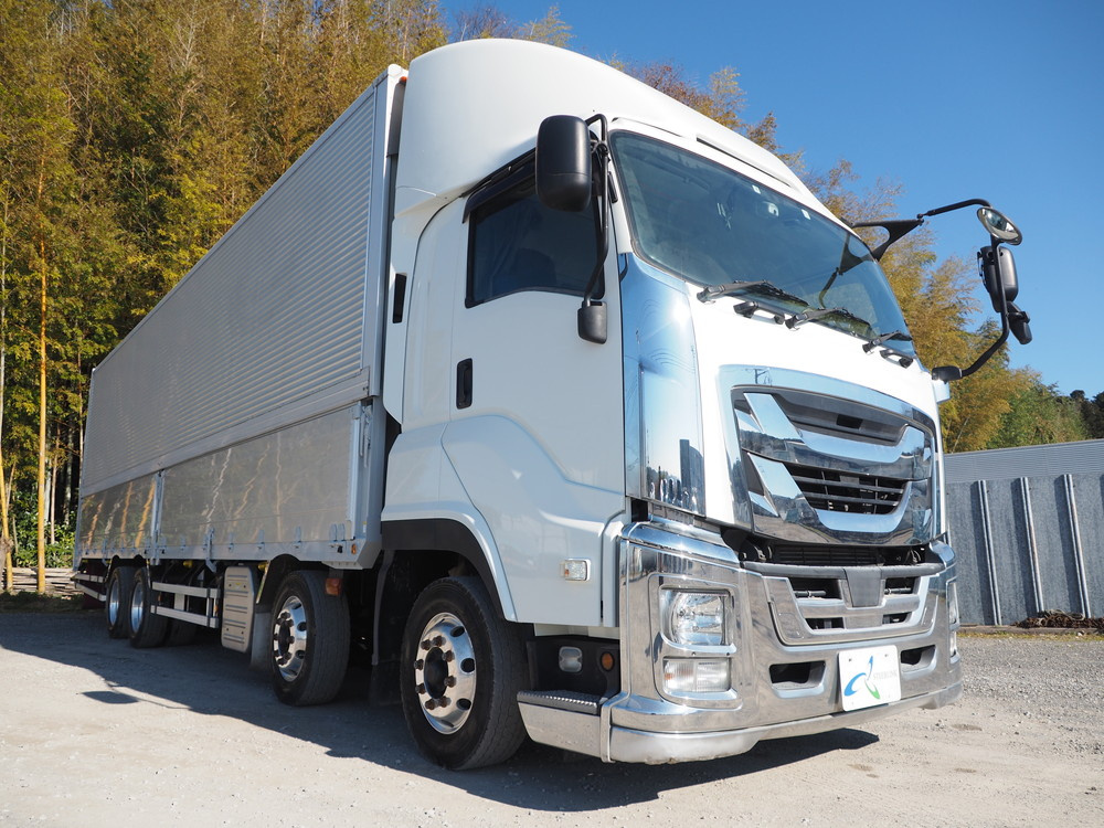 いすゞ ギガ ウイング車 大型 QKG-CYJ77B 年式 H28[写真04]
