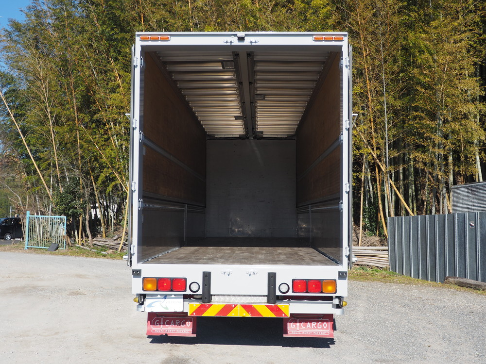 いすゞ ギガ ウイング車 大型 QKG-CYJ77B 年式 H28[写真24]