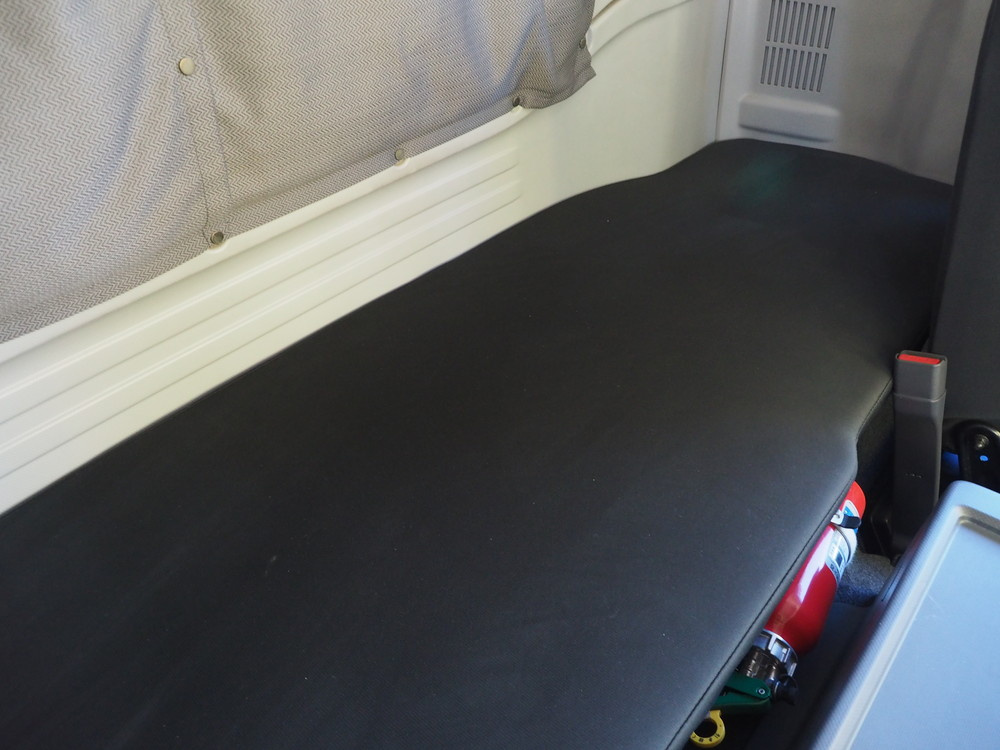 いすゞ ギガ ウイング車 大型 QKG-CYJ77B 年式 H28[写真42]