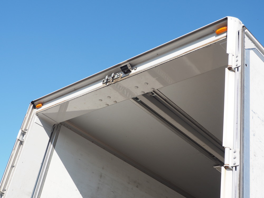 三菱ふそう スーパーグレート ウイング車 大型 QPG-FS64VZ 年式 H28[写真17]