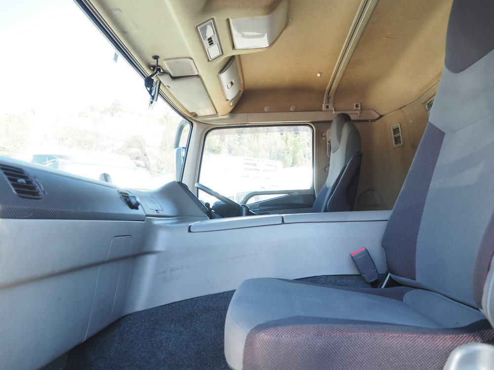 三菱ふそう スーパーグレート ウイング車 大型 QPG-FS64VZ 年式 H28[写真40]