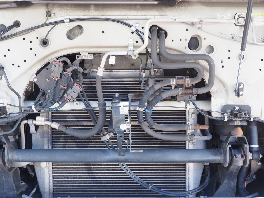 三菱ふそう スーパーグレート ウイング車 大型 QPG-FS64VZ 年式 H28[写真48]