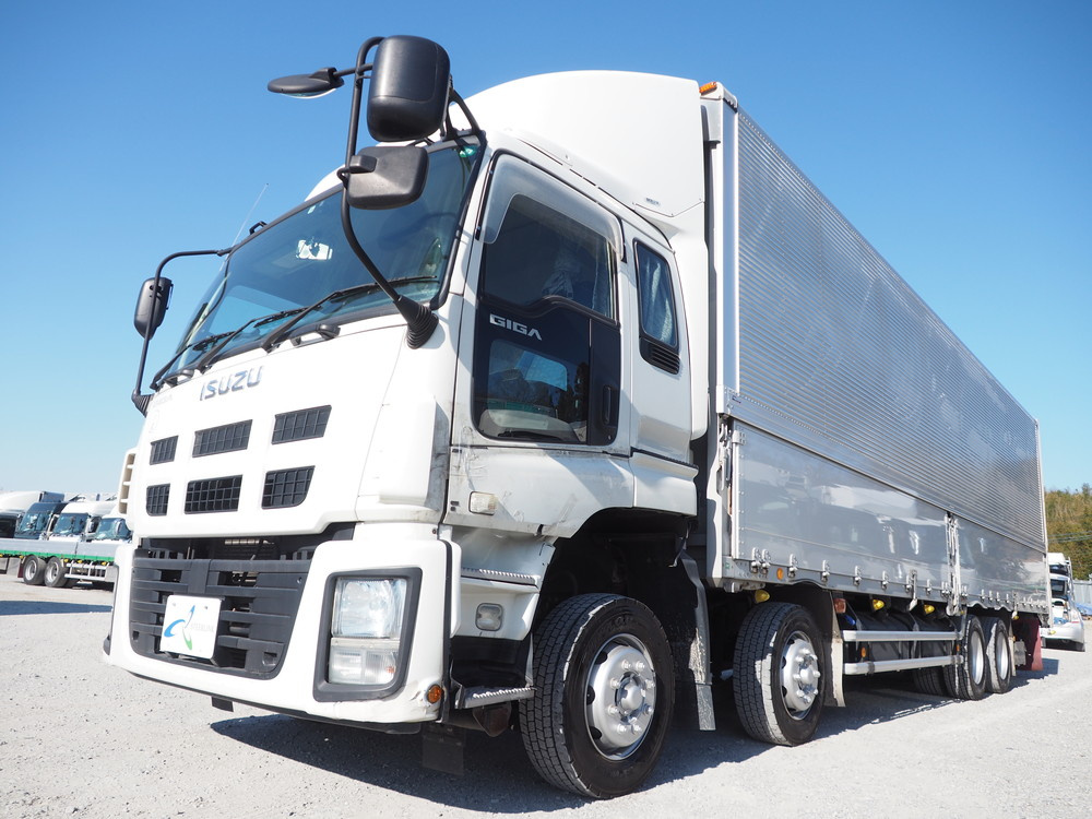 いすゞ ギガ ウイング車 大型 QKG-CYJ77A 年式 H27[写真01]