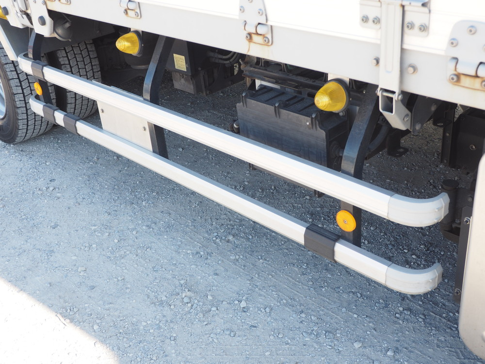 いすゞ ギガ ウイング車 大型 QKG-CYJ77A 年式 H27[写真10]