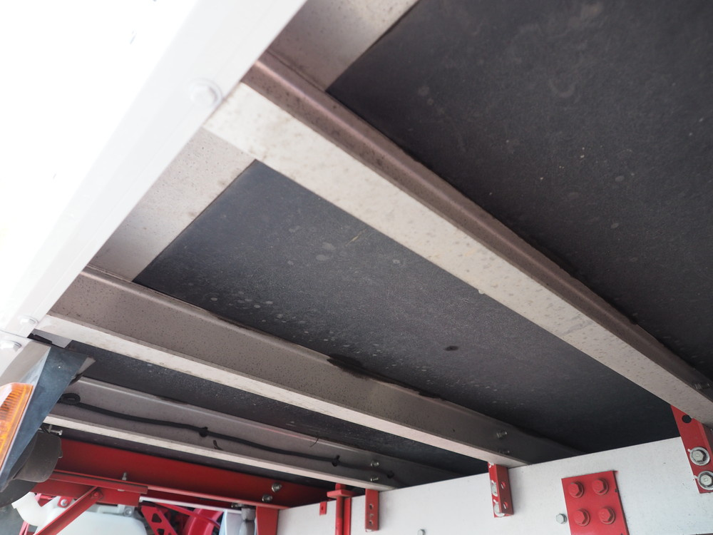 いすゞ フォワード 冷凍バン 中増t 2PG-FSR90T2 年式 H30[写真50]