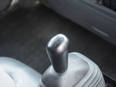 いすゞ エルフ バン車 小型 TKG-NLR85AN 年式 H26 [写真23]