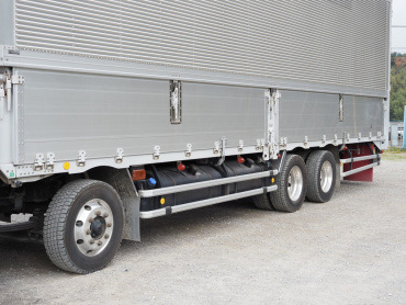 いすゞ ギガ ウイング車 大型 LKG-CYJ77A 年式 H23 [写真16]