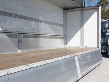 三菱ふそう スーパーグレート ウイング車 大型 QPG-FS64VZ 年式 H28 [写真20]