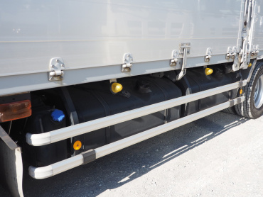 いすゞ ギガ ウイング車 大型 QKG-CYJ77A 年式 H27 [写真15]