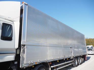 いすゞ ギガ ウイング車 大型 QKG-CYJ77A 年式 H27 [写真14]