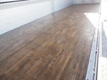 いすゞ ギガ ウイング車 大型 QKG-CYJ77A 年式 H27 [写真24]