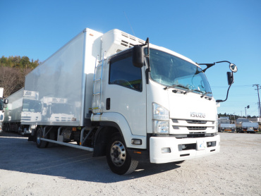 いすゞ フォワード 冷凍バン 中型 TKG-FRR90T2 年式 H28 [写真04]