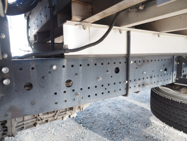 いすゞ フォワード 冷凍バン 中型 TKG-FRR90T2 年式 H28 [写真47]