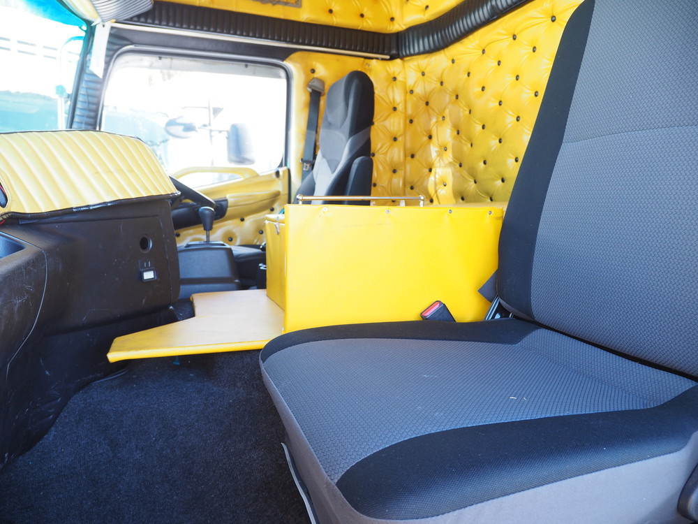 日野 グランドプロフィア ウイング車 大型 LKG-FW1EXBG 年式 H23[写真48]