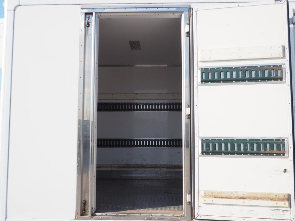 いすゞ エルフ 冷凍バン 小型 BKG-NPR85AN 年式 H22[写真14]