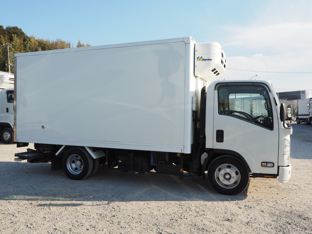 いすゞ エルフ 冷凍バン 小型 BKG-NPR85AN 年式 H22[写真05]