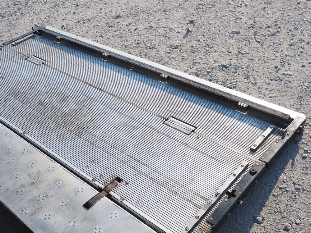 いすゞ エルフ 冷凍バン 小型 BKG-NPR85AN 年式 H22[写真25]