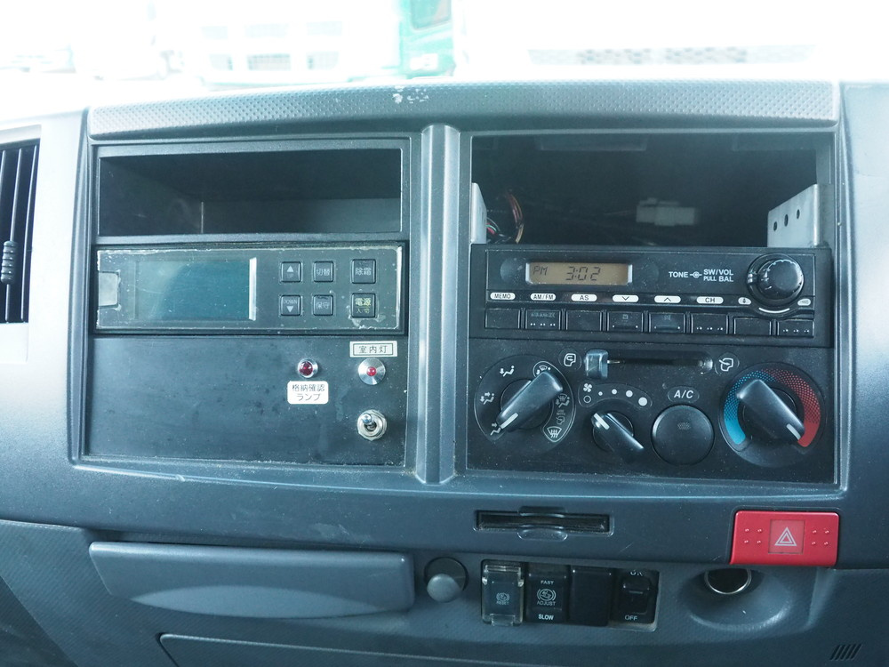 いすゞ エルフ 冷凍バン 小型 BKG-NPR85AN 年式 H22[写真33]