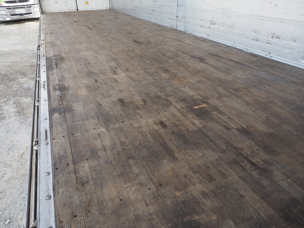 いすゞ ギガ ウイング車 大型 PDG-CYJ77W8 年式 H19[写真20]