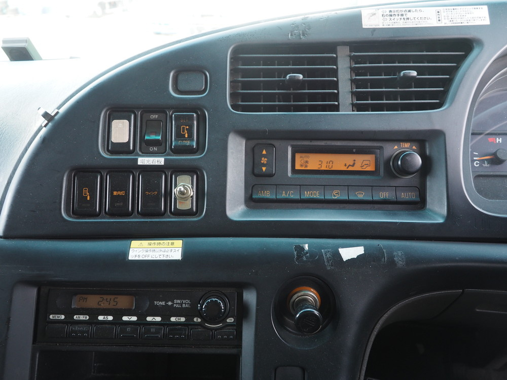 いすゞ ギガ ウイング車 大型 PDG-CYJ77W8 年式 H19[写真33]