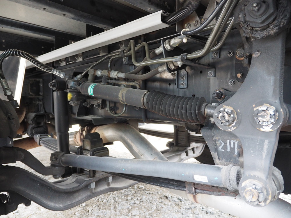 いすゞ ギガ ウイング車 大型 QKG-CYJ77A 年式 H26[写真48]