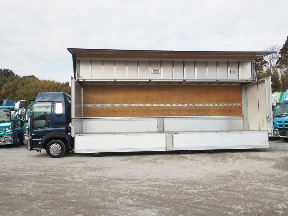 いすゞ ギガ ウイング車 大型 QKG-CYJ77A 年式 H26[写真18]