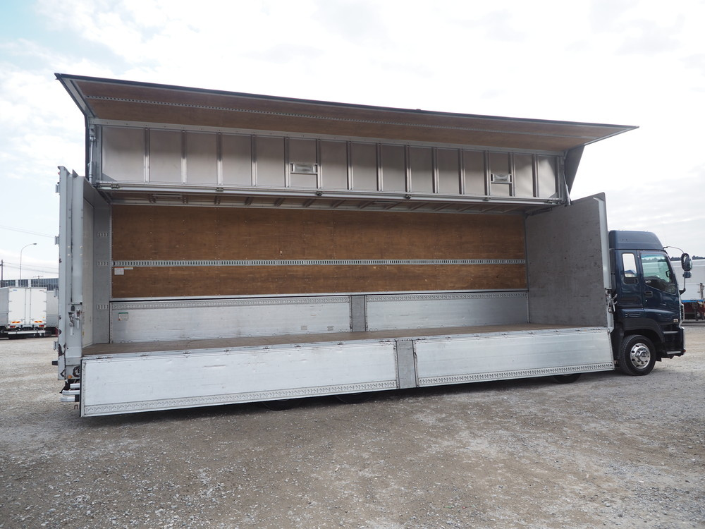 いすゞ ギガ ウイング車 大型 QKG-CYJ77A 年式 H26[写真13]