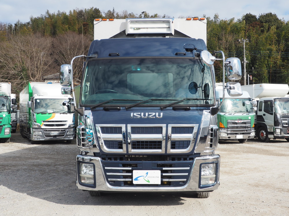 いすゞ ギガ ウイング車 大型 QKG-CYJ77A 年式 H26[写真04]