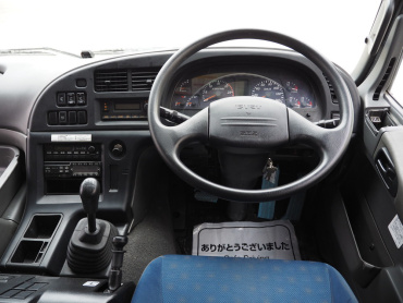 いすゞ ギガ ウイング車 大型 QKG-CYJ77A 年式 H27 [写真37]
