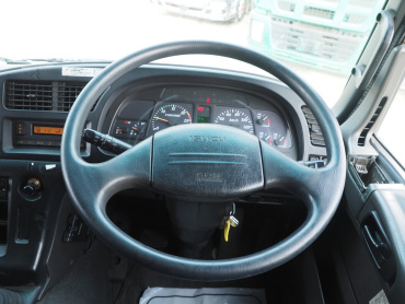 いすゞ ギガ ウイング車 大型 PDG-CYJ77W8 年式 H19 [写真31]