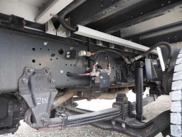 いすゞ ギガ ウイング車 大型 QKG-CYJ77A 年式 H26 [写真49]