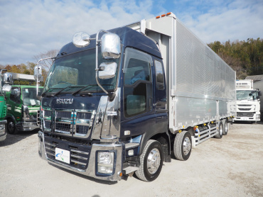 いすゞ ギガ ウイング車 大型 QKG-CYJ77A 年式 H26 [写真01]