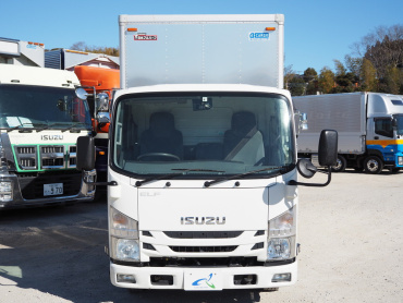 いすゞ エルフ バン車 小型 TRG-NLR85AN 年式 H27 [写真03]