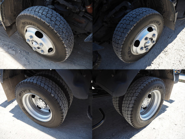 いすゞ エルフ バン車 小型 TRG-NLR85AN 年式 H27 [写真28]