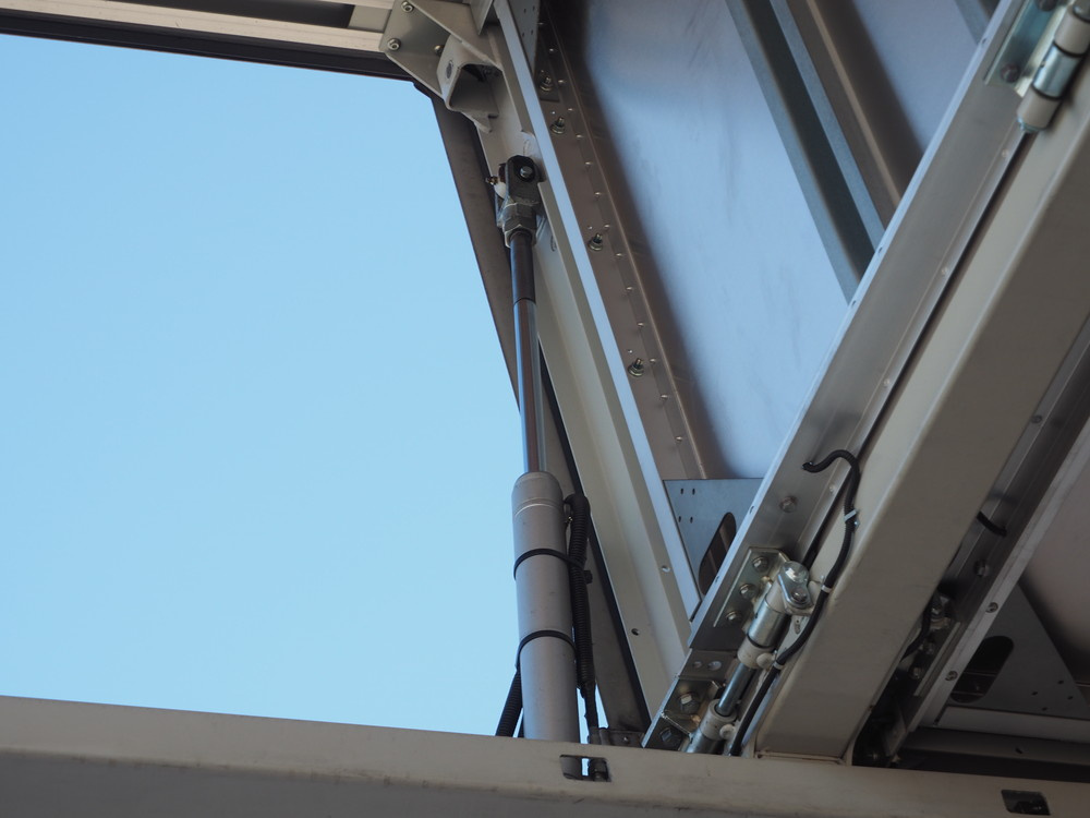 三菱ふそう スーパーグレート ウイング車 大型 QPG-FS64VZ 年式 H27[写真15]