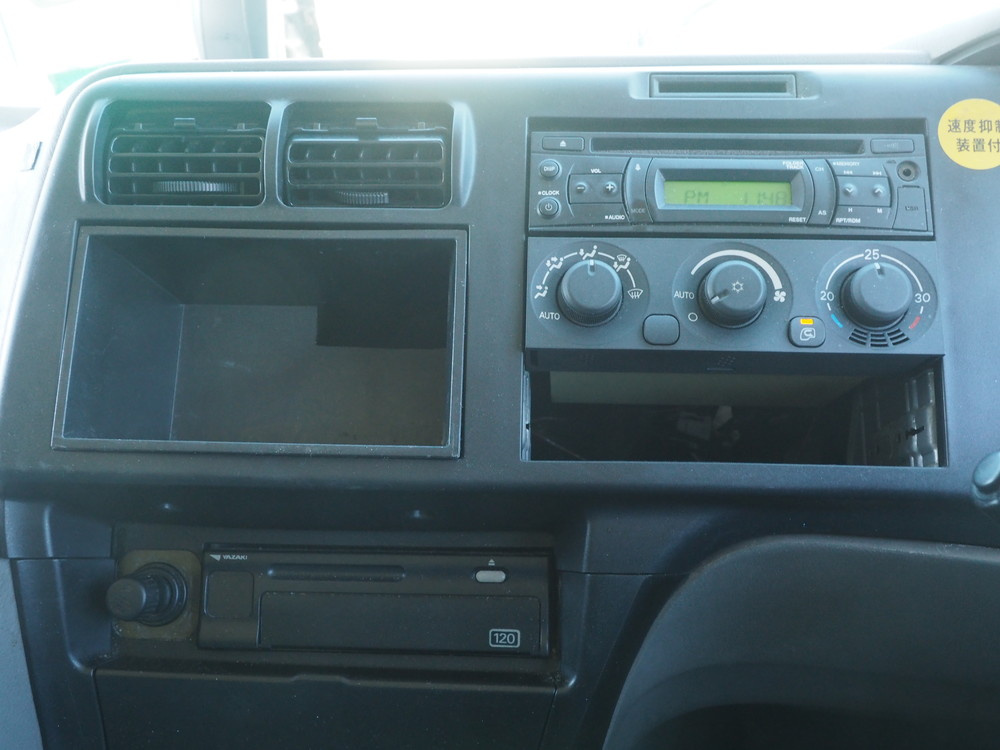 三菱ふそう スーパーグレート ウイング車 大型 QPG-FS64VZ 年式 H27[写真39]