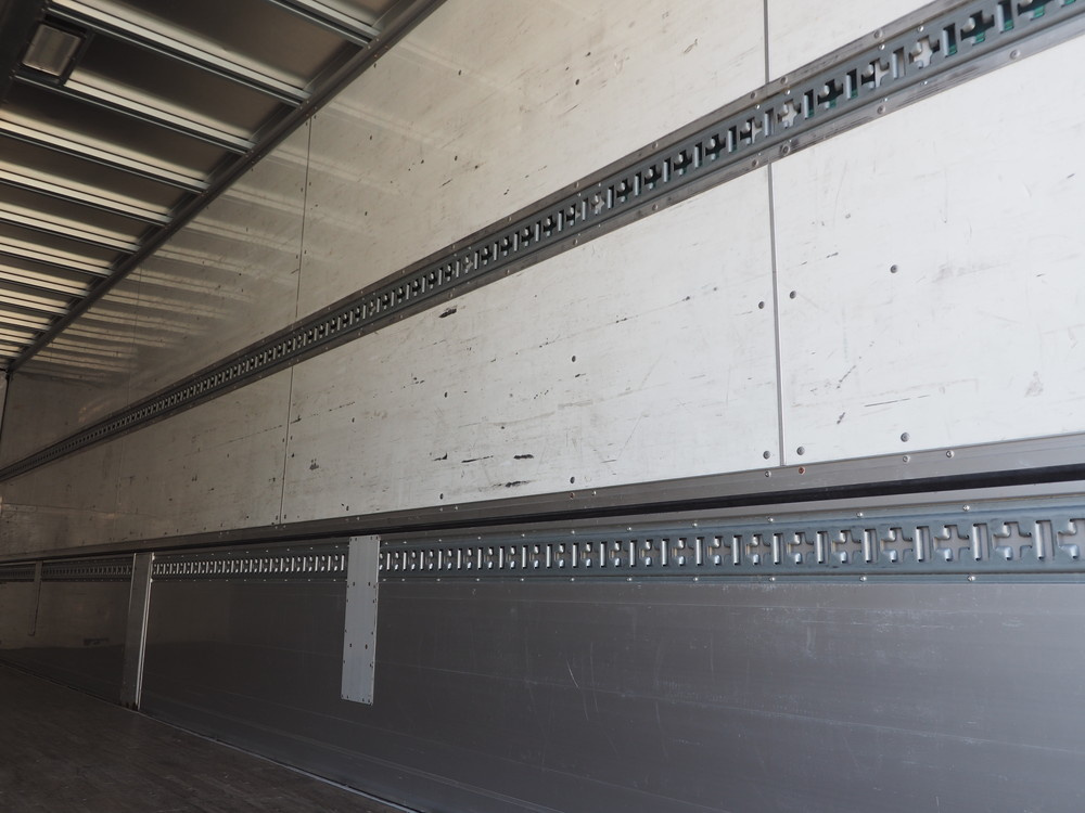 日野 グランドプロフィア ウイング車 大型 LKG-FW1EZBG 年式 H24[写真30]