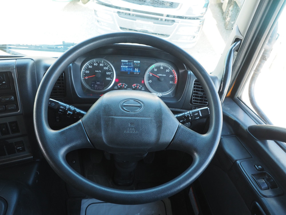 日野 グランドプロフィア ウイング車 大型 LKG-FW1EZBG 年式 H24[写真36]