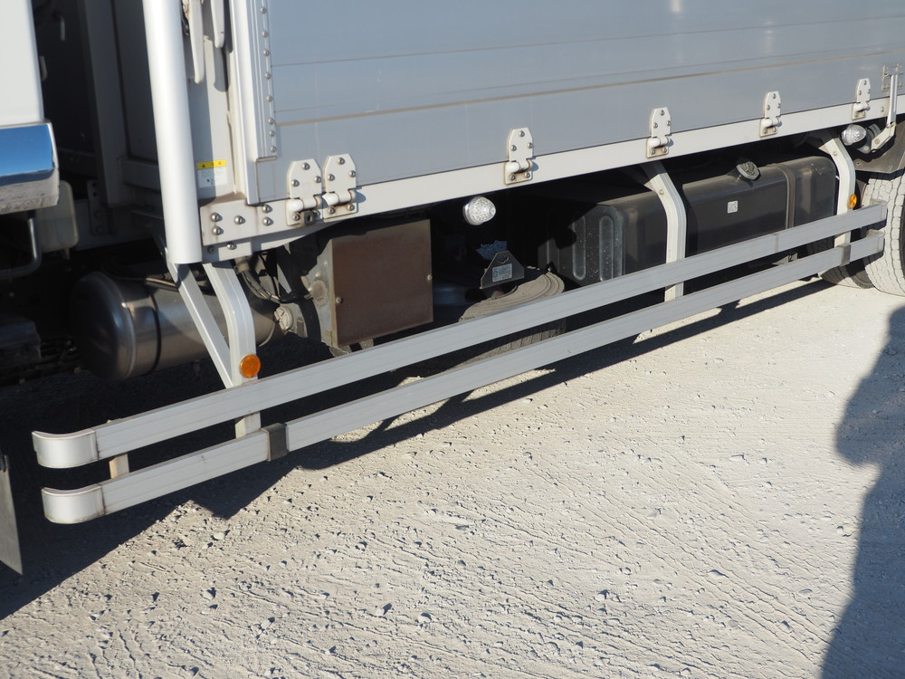 いすゞ フォワード ウイング車 中型 TKG-FRR90T2 年式 H26[写真17]