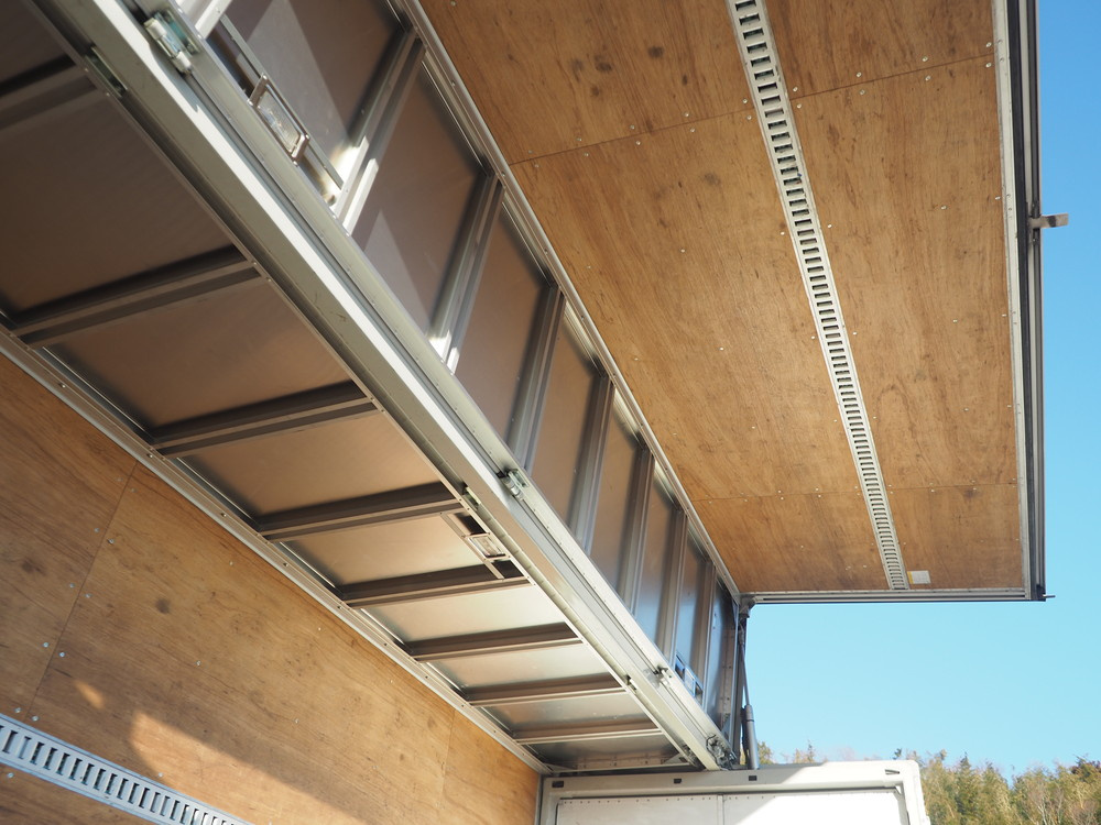 いすゞ フォワード ウイング車 中型 TKG-FRR90T2 年式 H26[写真23]