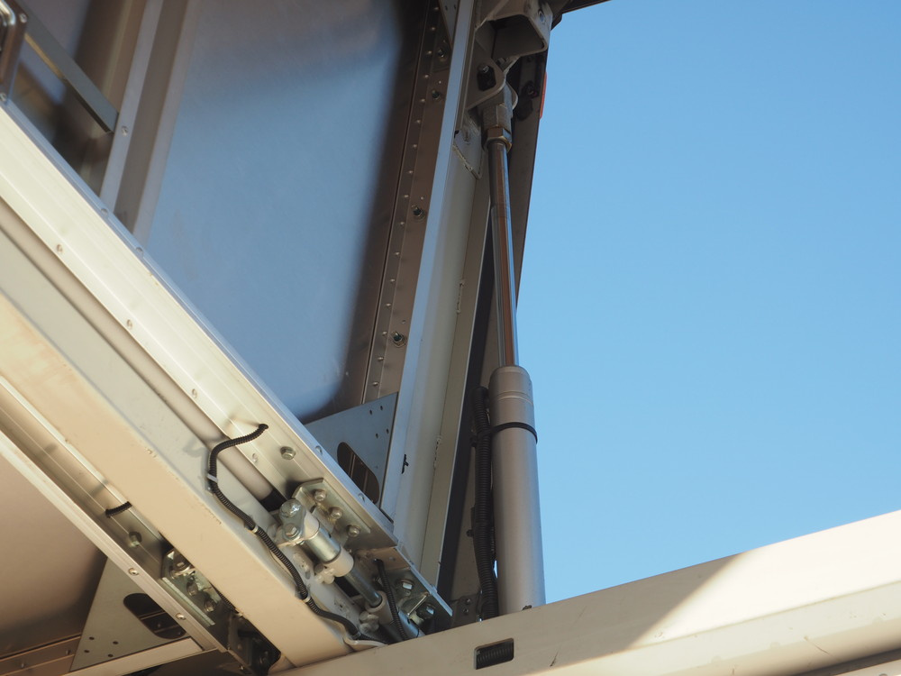 いすゞ フォワード ウイング車 中型 TKG-FRR90T2 年式 H26[写真20]